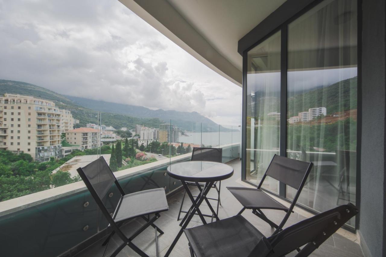 La Barca Apartments Bečići المظهر الخارجي الصورة